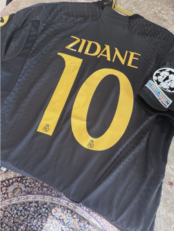 Real Madrid 2023/24 UEFA 15 Times Champions Patch Third Jersey - Zidane #10
