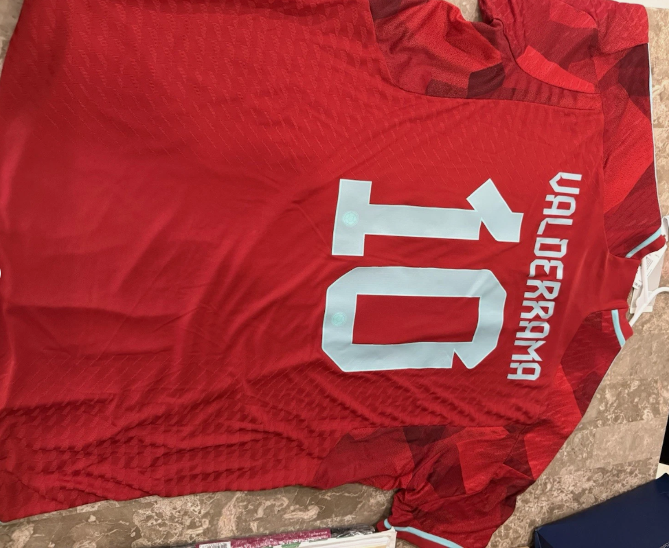 Adidas Colombia 22/23 National Men’s Soccer Jersey Valderrama 2XL