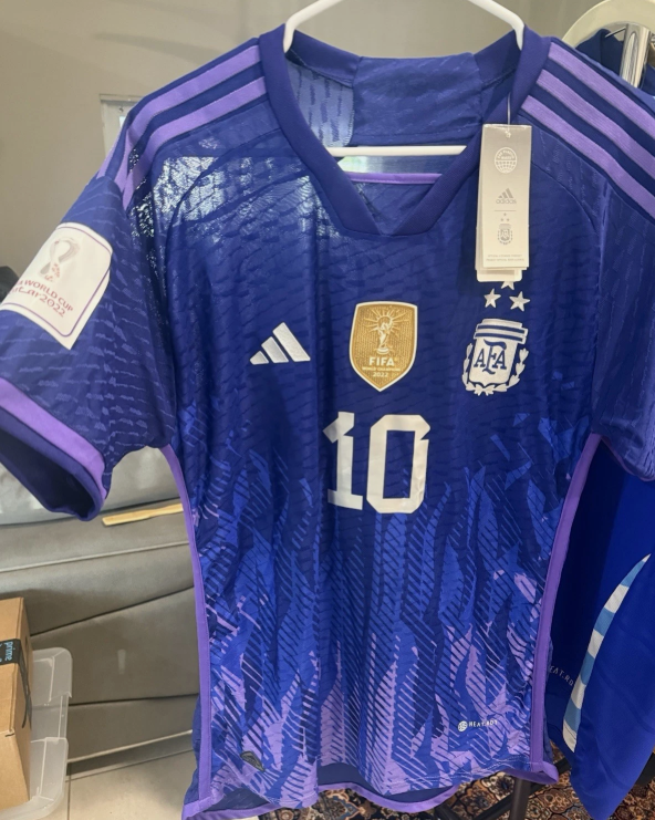 Adidas Argentina World Cup 2022 Champion Away Jersey Messi Size L