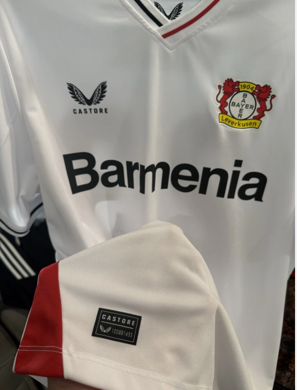 Bayer Leverkusen 22/23 Home Jersey - Arturo Vidal #23 2XL