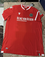 Hannover 96 Men’s Home Soccer Jersey 2021 - Macron - 3XL
