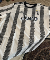 ADIDAS MEN'S JUVENTUS 2022/23 HOME JERSEY WHITE/BLACK