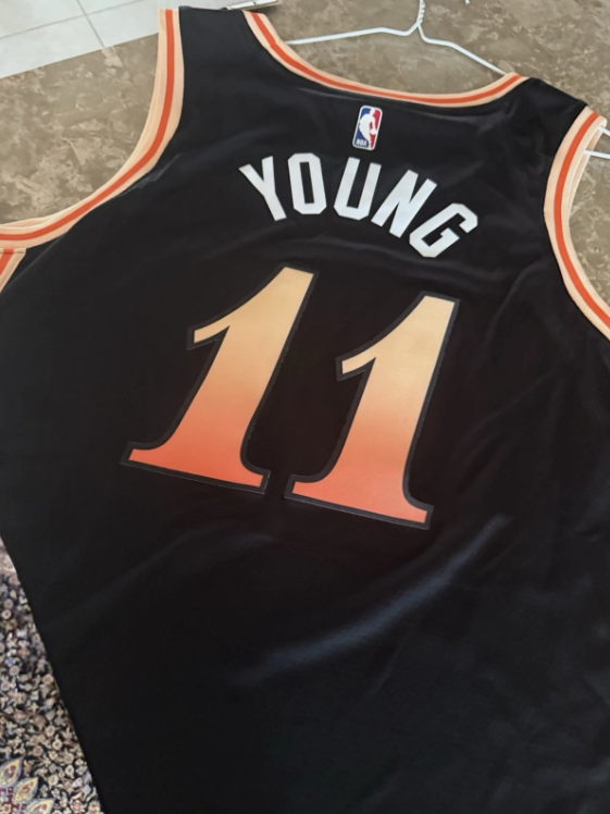 Nike NBA Atlanta Hawks City Edition 22/23 Peach Tree Jersey - Trae Young Size 56