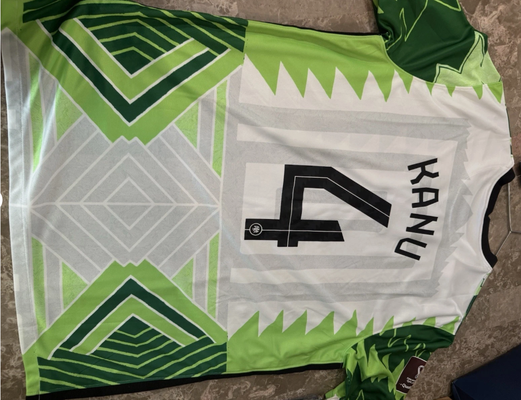 Nike Nigeria Men’s National Soccer Jersey Kanu #4 2XL