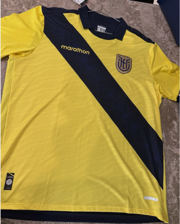 Marathon Ecuador National Team Home Jersey 2XL