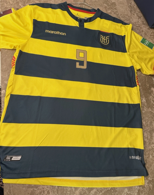 Marathon Ecuador National Team Home Official Soccer Jersey Hurtado #9 XL