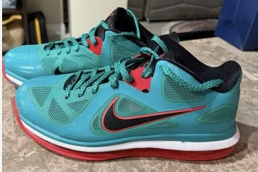 Nike LeBron 9 Low Reverse Liverpool Size 10.5