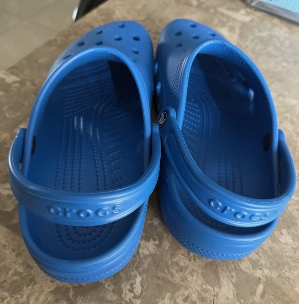 Crocs Classic Clog blue size 10 (Men)